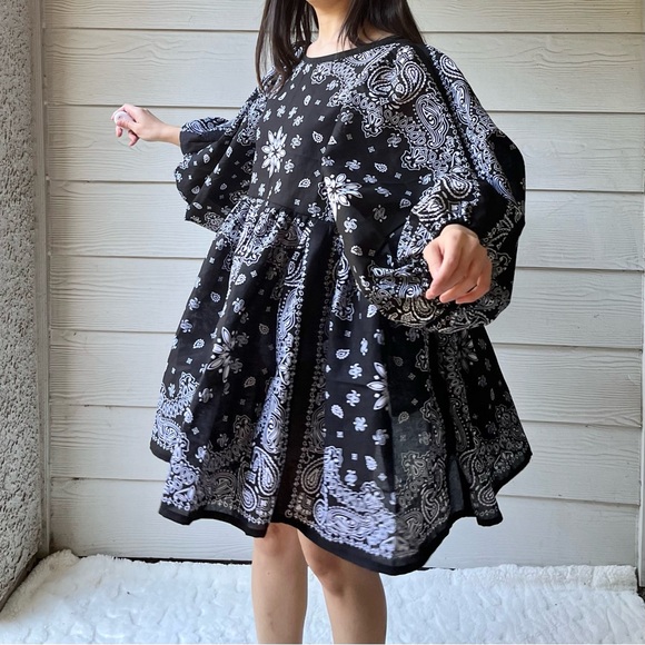 Made To Order | Handmade Bandana Dress -Black-Puff Sleeves - Picture 6 of 15